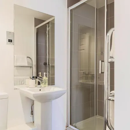 Stunning 2 Bed In The Centre Of Cheltenham! Exterior photo