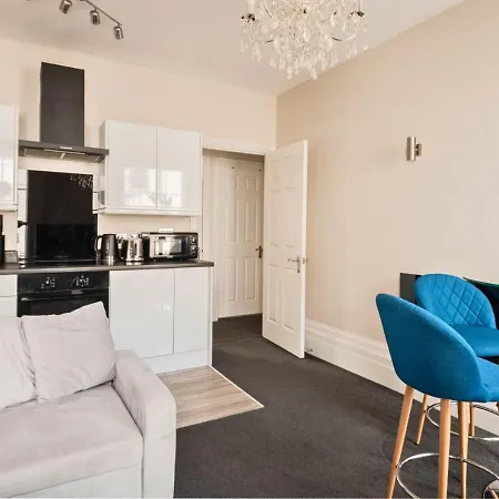 Stunning 2 Bed In The Centre Of Cheltenham! Exterior photo