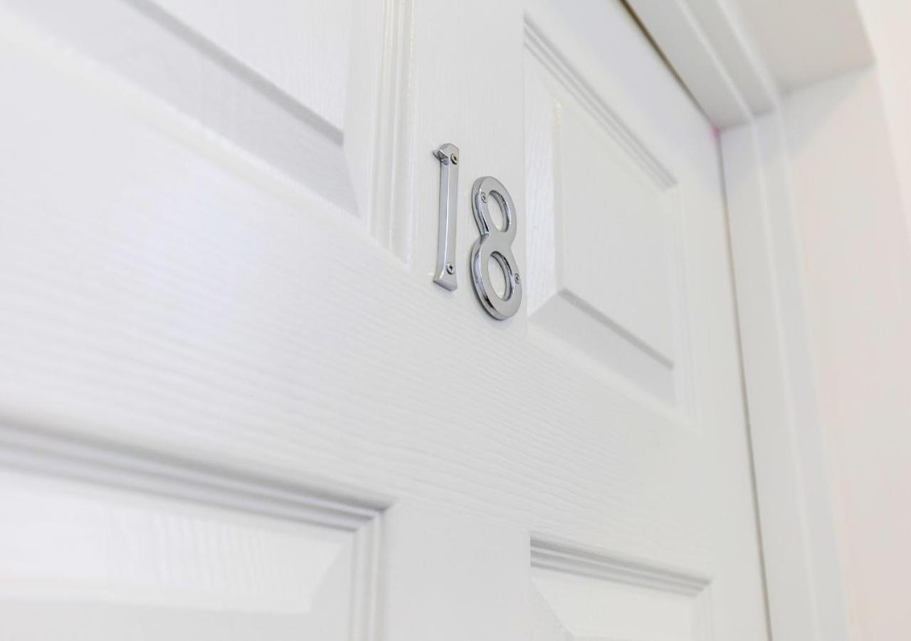Stunning 2 Bed In The Centre Of Cheltenham! Apartamento *