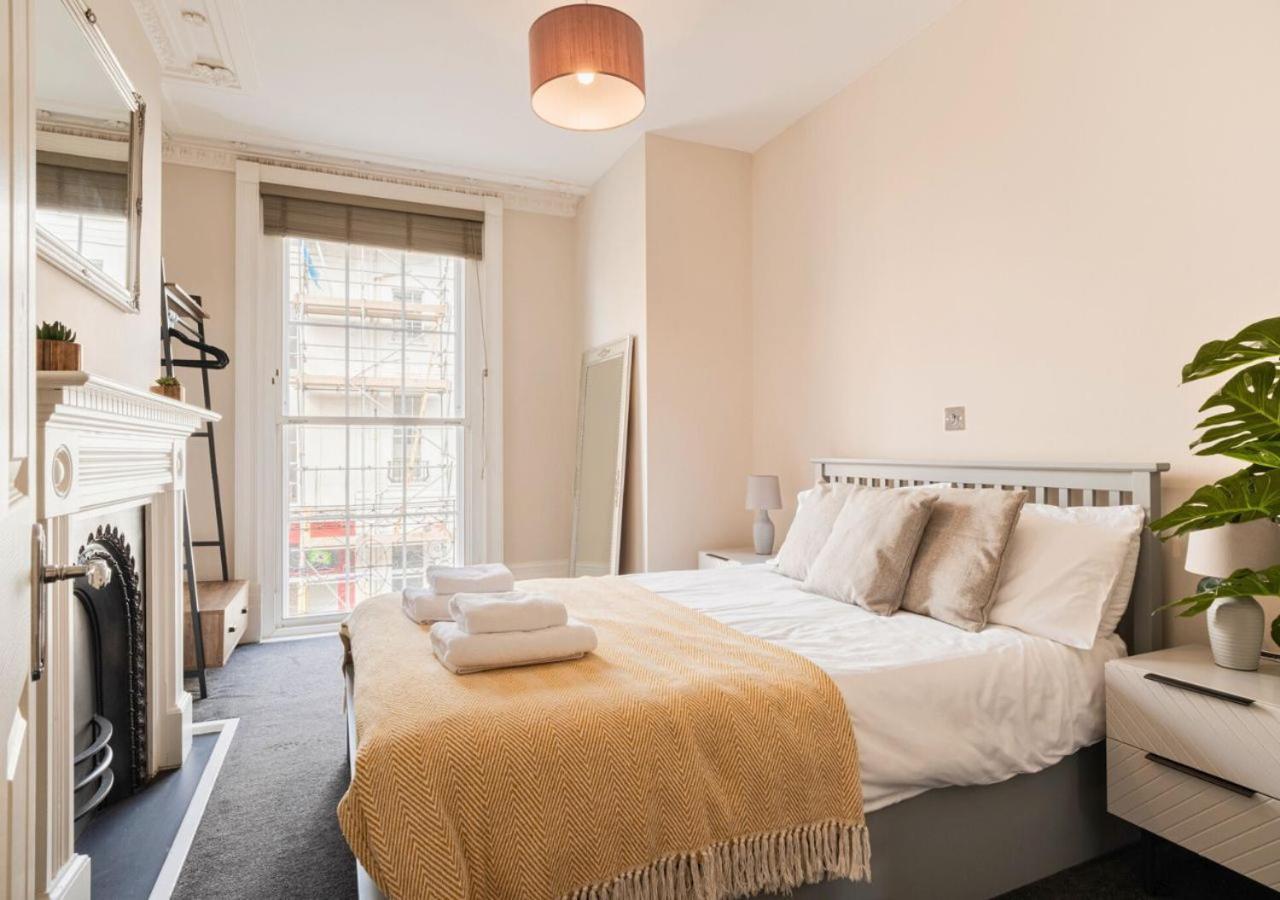 Stunning 2 Bed In The Centre Of Cheltenham! Apartamento Cheltenham