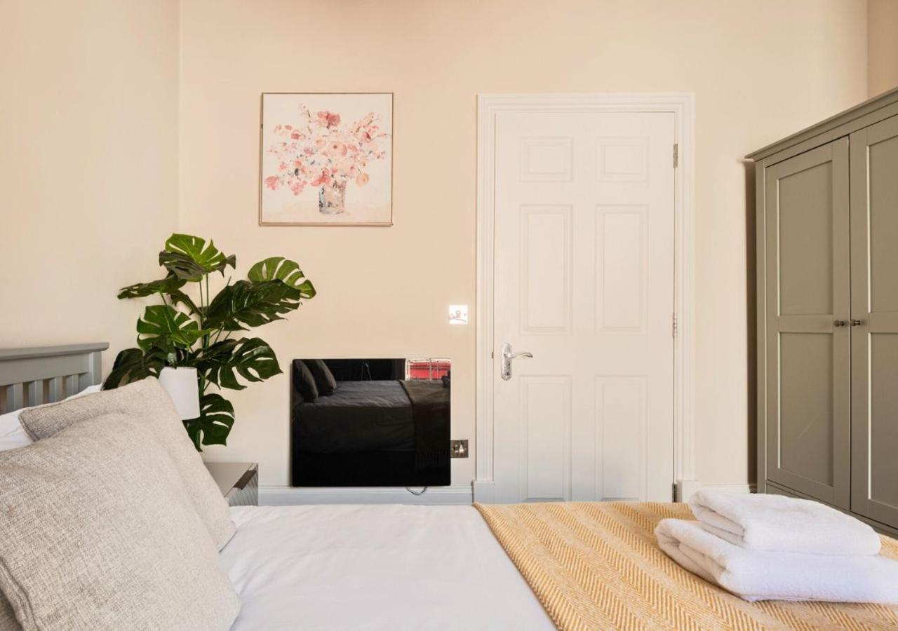 Apartamento Stunning 2 Bed In The Centre Of Cheltenham! *