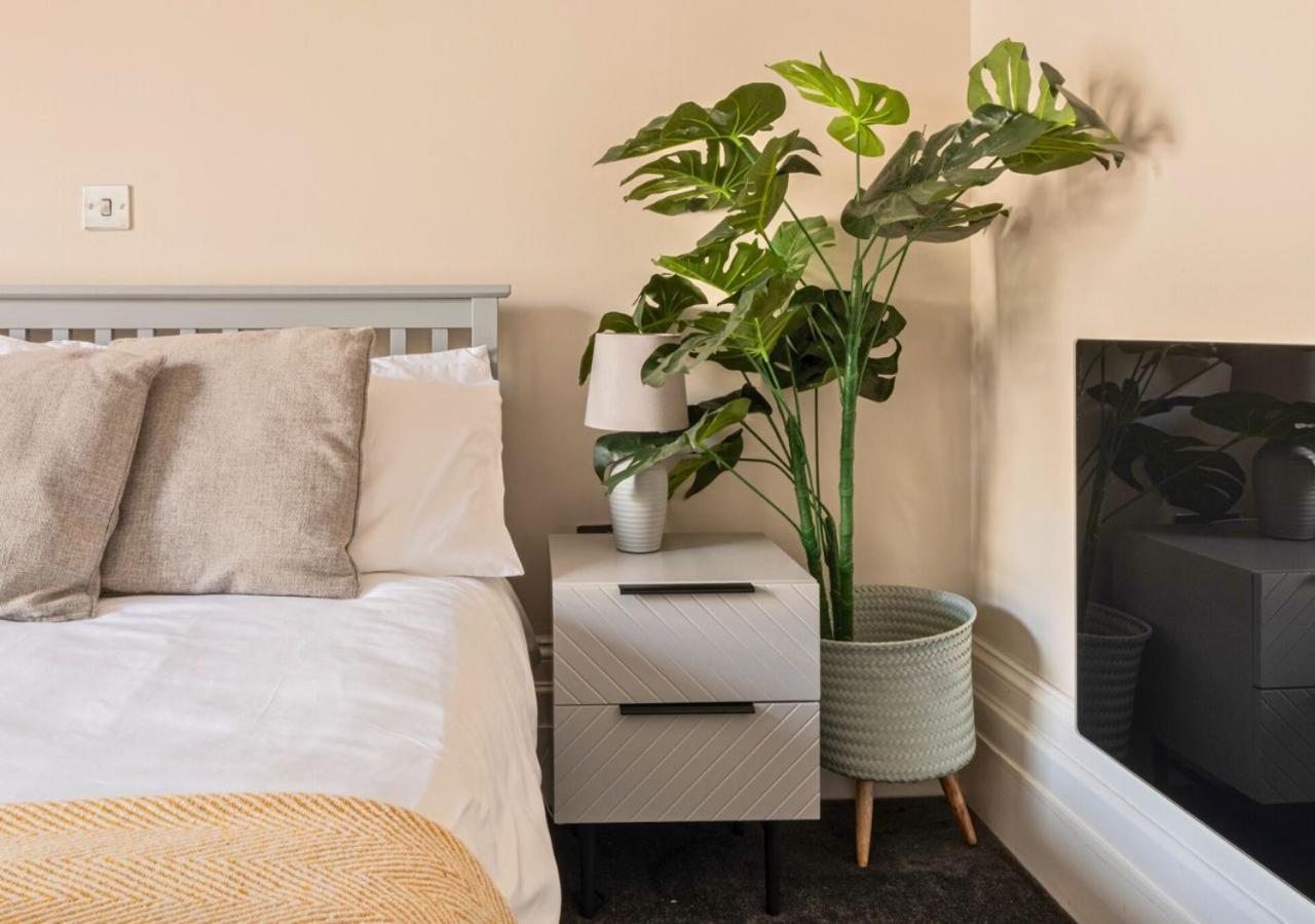 Stunning 2 Bed In The Centre Of Cheltenham! Apartamento Cheltenham